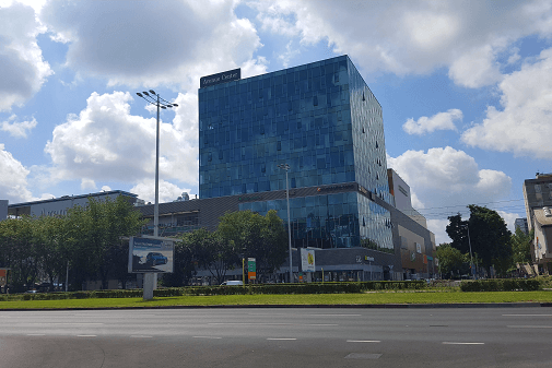 Avenue Center